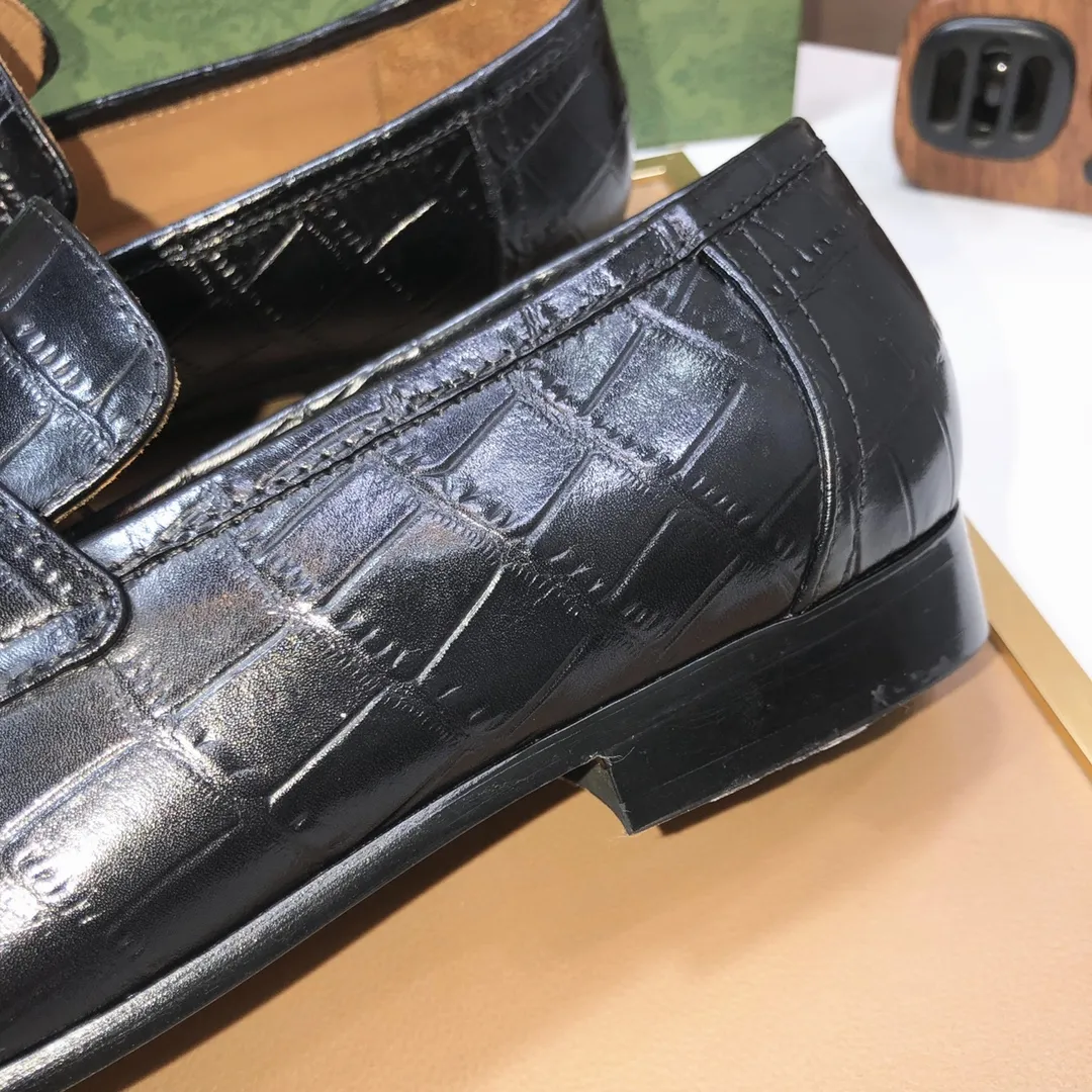 Men's shoes 💰580💰[GUCCI—Gucci] The latest high-end version of Gucci. Official website new model. Available at the same time at counters, the uppers are made of original cowhide imported from Italy/matched with the original special material splicing design concept; "highlight, high-end, grade, extravagance" and exquisite workmanship (original mesh fabric) sole: original factory special outsole size (38-45) (custom-made 45 non-returnable)